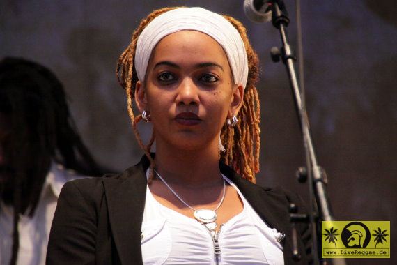 Alpha Blondy + The Solar System (CI) 26. Summer Jam Fuehlinger See  Koeln - Red Stage (3).JPG